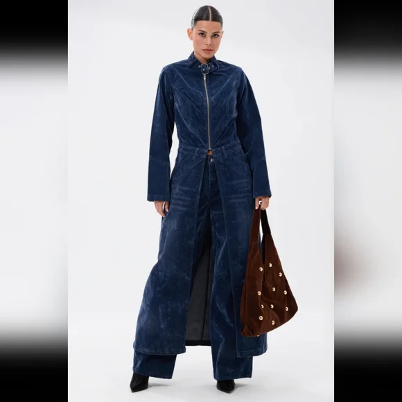 *Velvet Effect TRENCH and TROUSER SET in Blue - XL - Picture 3 of 5